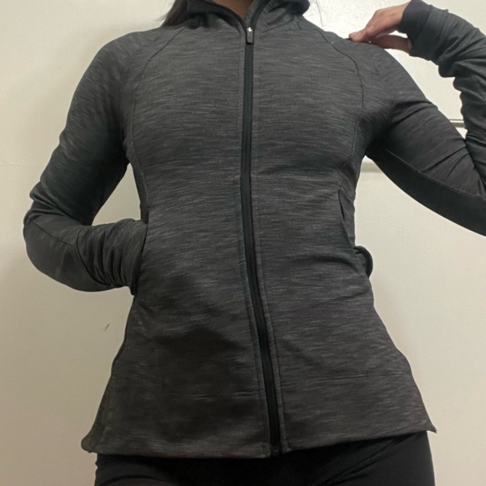 NWOT Lululemon jacket size 4